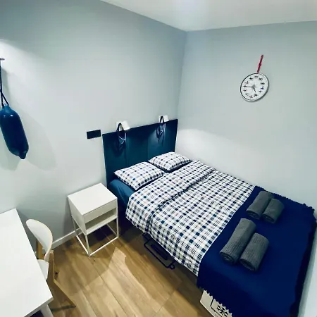 Thruster - Rooms, Kitchen, Chill-Out Zone-Netflix, Lobby-Netflix Gdynia Exterior photo