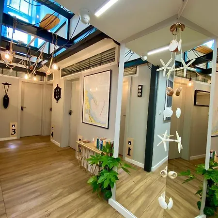 Thruster - Rooms, Kitchen, Chill-Out Zone-Netflix, Lobby-Netflix Gdynia Exterior photo