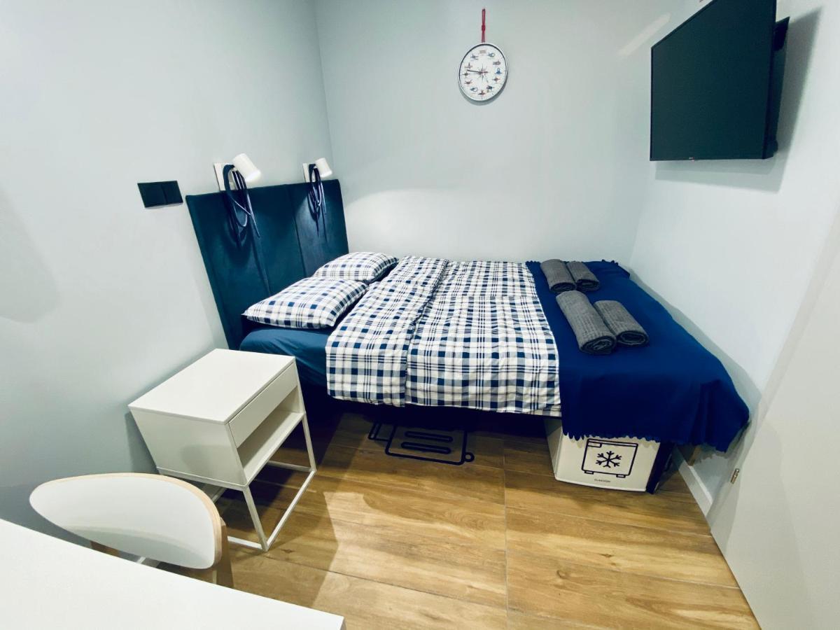 Hotel Thruster - Mini Kino, Lobby, Kuchnia, Netflix Gdynia