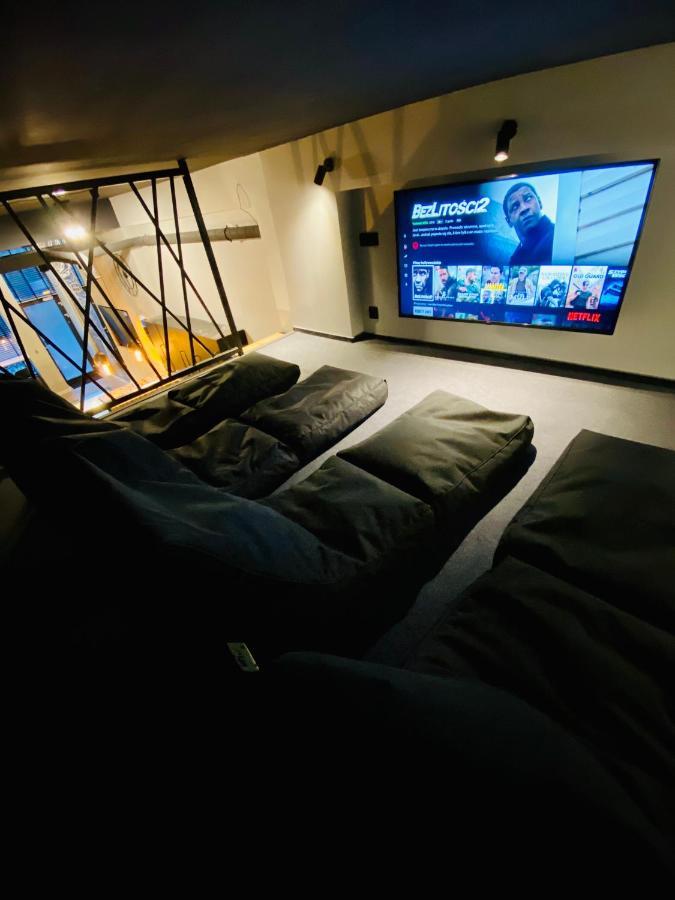 Hotel Thruster - Mini Kino, Lobby, Kuchnia, Netflix Gdynia