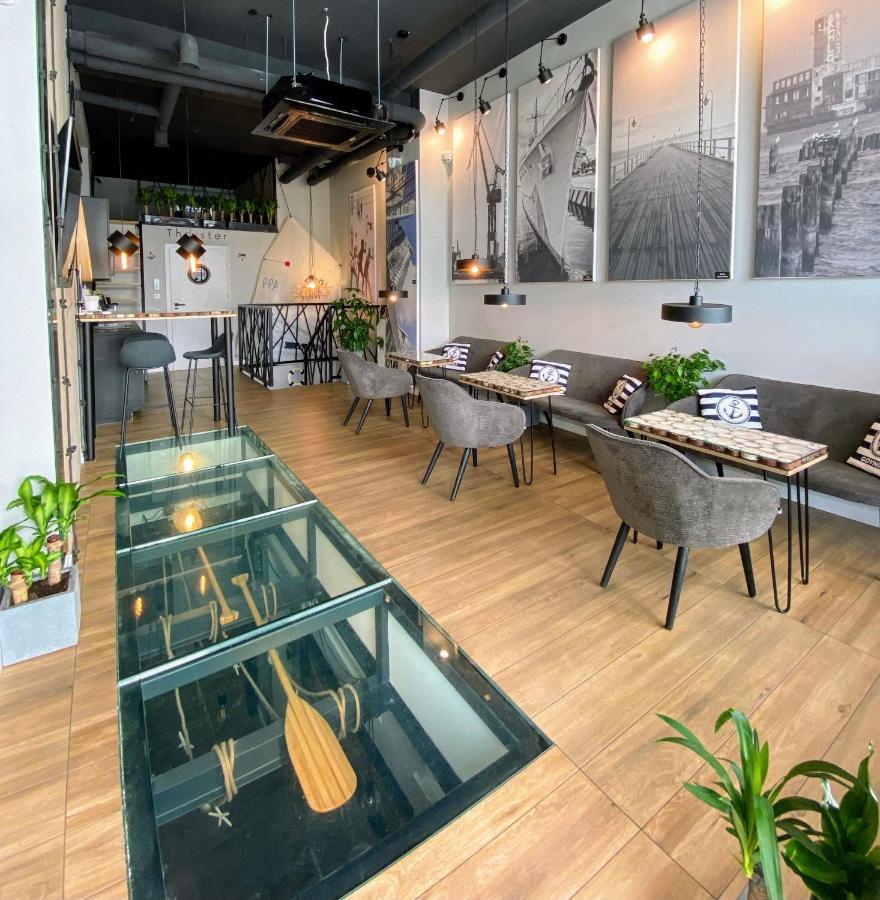 Hotel Thruster - Mini Kino, Lobby, Kuchnia, Netflix Gdynia